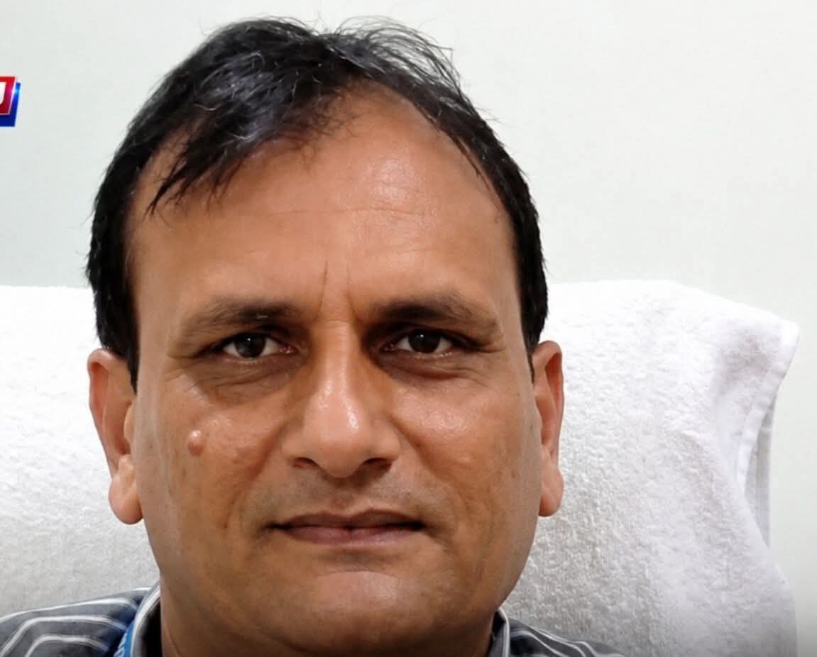 यूपी के हेड साहब को CBI ने बीच दफ्तर से सफेद कार में बैठाकर उठाया