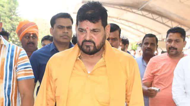 कैसरगंज लोकसभा सीट से पूर्व सांसद बृजभूषण शरण सिंह ने श्रीराम मंदिर दान पात्र विवाद पर ट्रस्ट पर सवाल उठाए