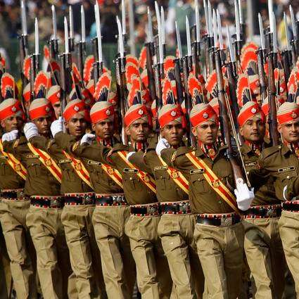 यूपी पुलिस कांस्टेबल भर्ती में स्वतन्त्रता संग्राम सेनानी के आश्रित होने के फर्जी प्रमाणपत्र का इस्तेमाल करके नौकरी हासिल की गंभीर धाराओं में केस दर्ज हुआ है.