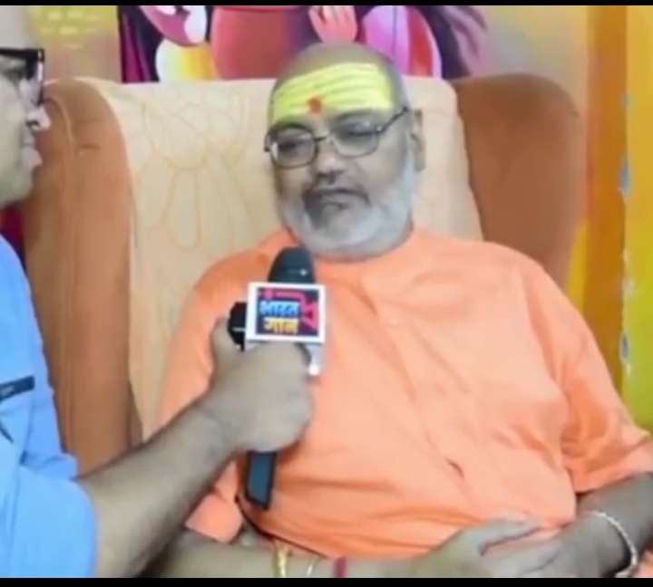चंपत राय के ड्राइवर नहीं होते उनके नाइट पार्टनर/लाइफ पार्टनर/बॉयफ्रेंड होते हैं- यति नरसिंहानंद गिरी