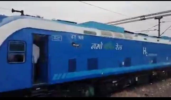 दिल्ली और हरियाणा के जींद के बीच हाइड्रोजन ट्रेन का ट्रायल रन हुआ