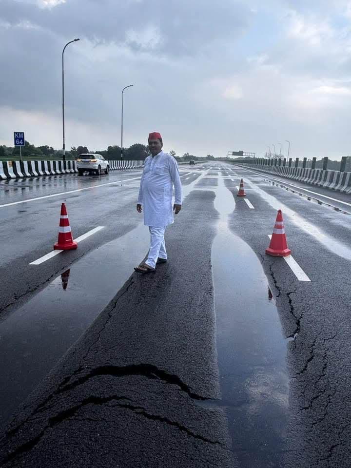 पहली बारिश नहीं झेल पाया लखनऊ कानपुर एक्सप्रेसवे 3 WhatsApp Image 2026 07 26 at 16.00.40