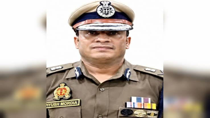 प्रयागराज के नए पुलिस कमिश्नर आईपीएस पीयूष मोर्डिया ने कार्यभार ग्रहण कर लिया 10 police commissioner